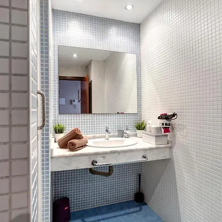 Island 77 Apartment